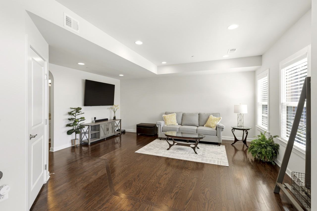 5917 Glen Willow Way #1 - Photo 4 of 44