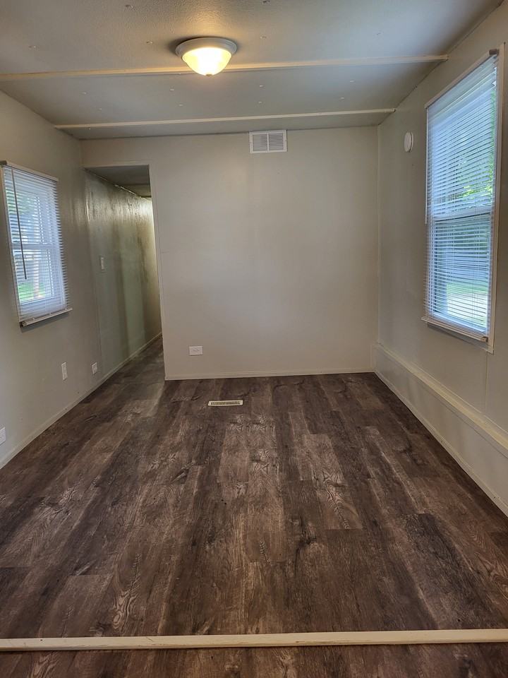 1040 Avenue Of The Cities - 77 #77 - Photo 3 of 10