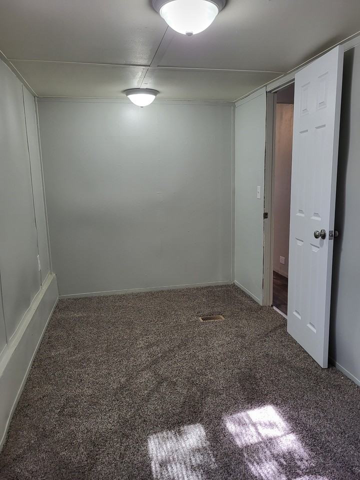 1040 Avenue Of The Cities - 77 #77 - Photo 6 of 10