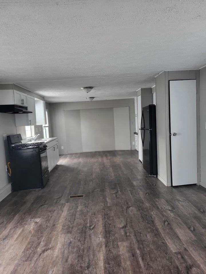 1040 Avenue Of The Cities - 95 #95 - Photo 2 of 13