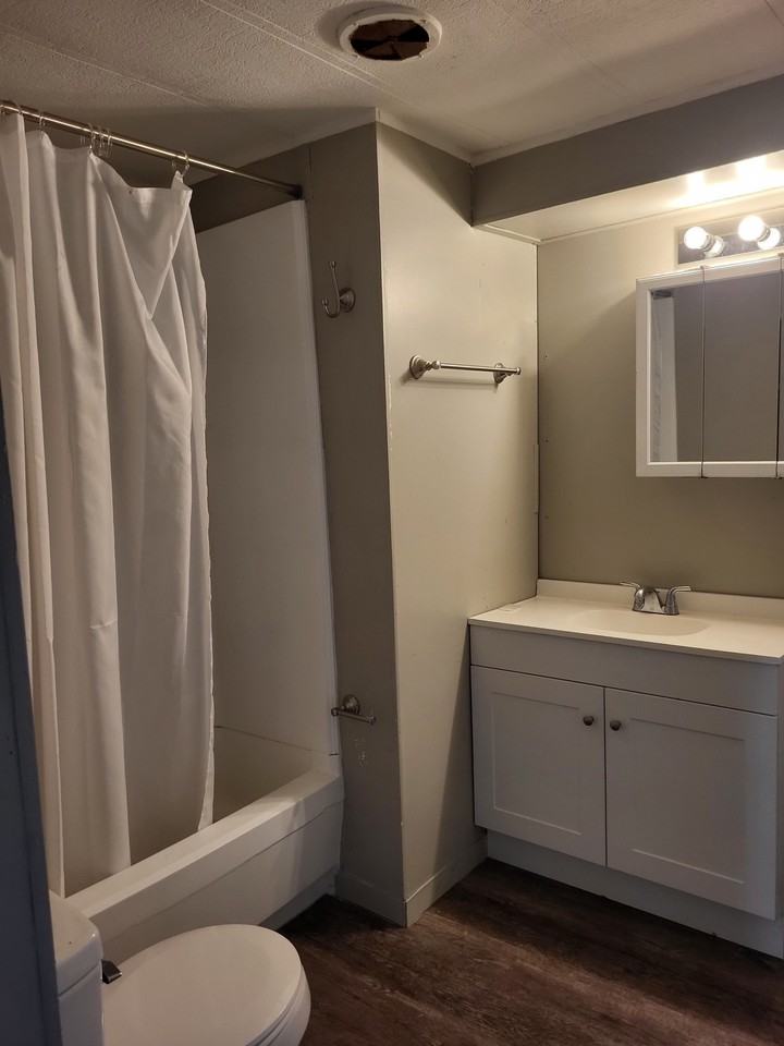 1040 Avenue Of The Cities - 95 #95 - Photo 5 of 13