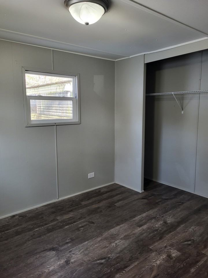 1040 Avenue Of The Cities - 41 #41 - Photo 6 of 10