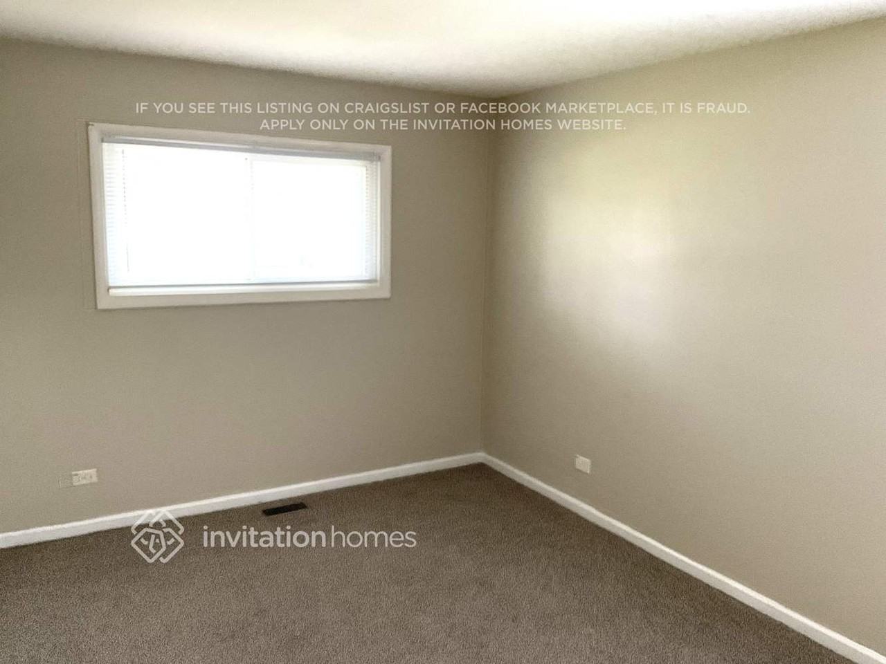 1875 N Newport Rd - Photo 6 of 9