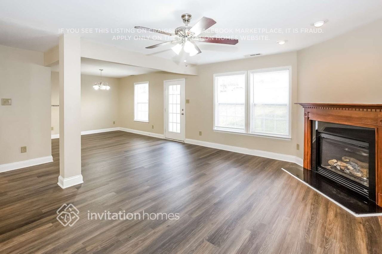 956 Littleton Dr - Photo 6 of 18