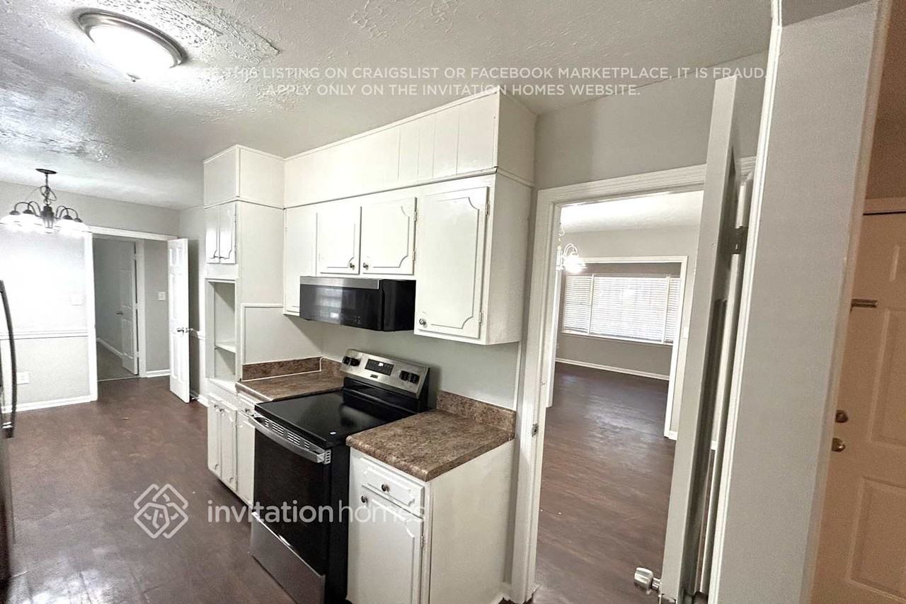 2424 Martin Luther King Jr Blvd - Photo 7 of 19