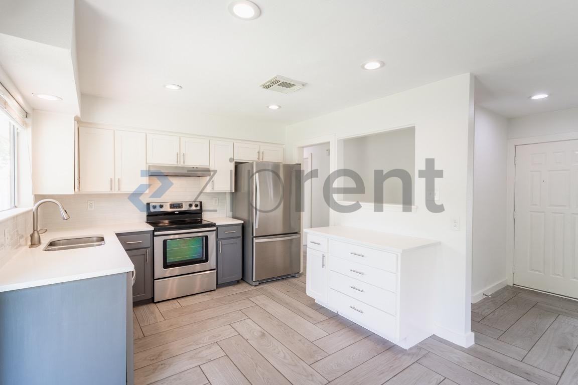 2311 Singletree Ave #A - Photo 5 of 18