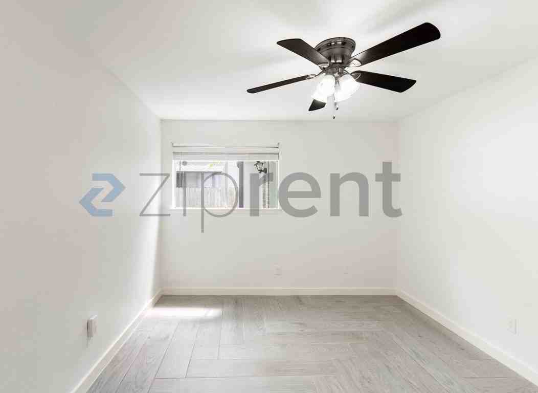 2311 Singletree Ave #A - Photo 7 of 18