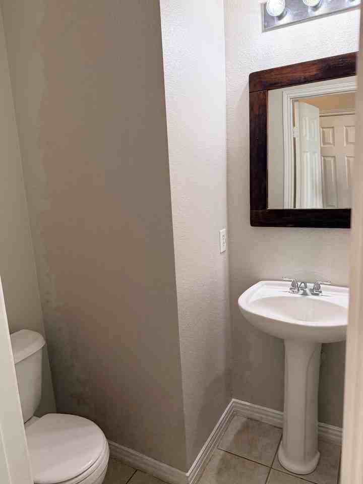 11508 Gloriosa Dr #1 - Photo 7 of 10