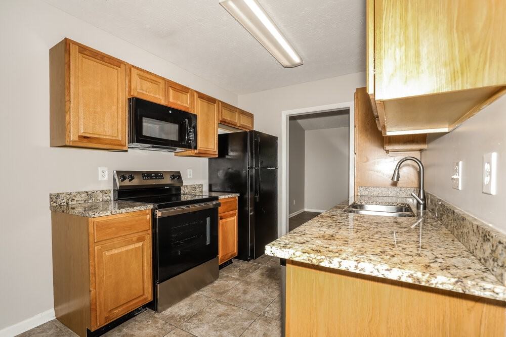 1947 Mare Ave - Photo 6 of 16