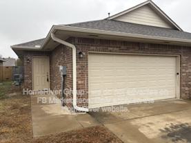 200 Ashley Dr - Photo 1 of 1