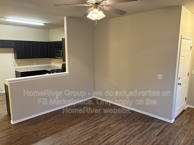 200 Ashley Dr - Photo 3 of 15