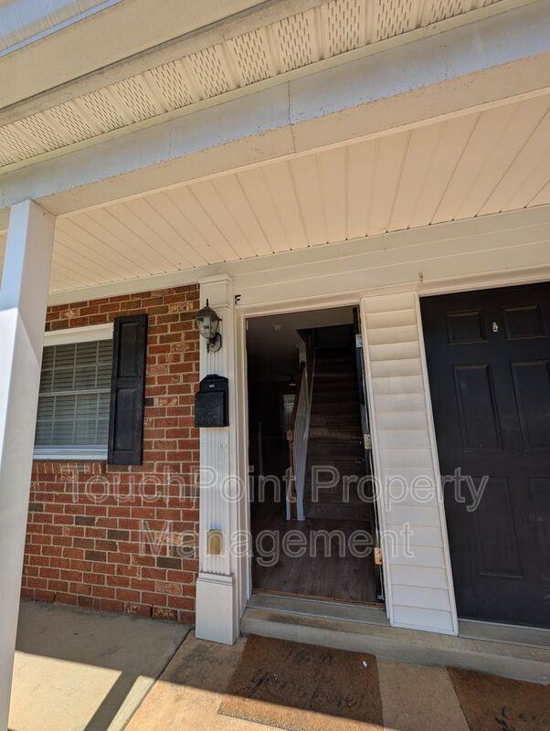 1215 Green Oaks Ln #F - Photo 2 of 22