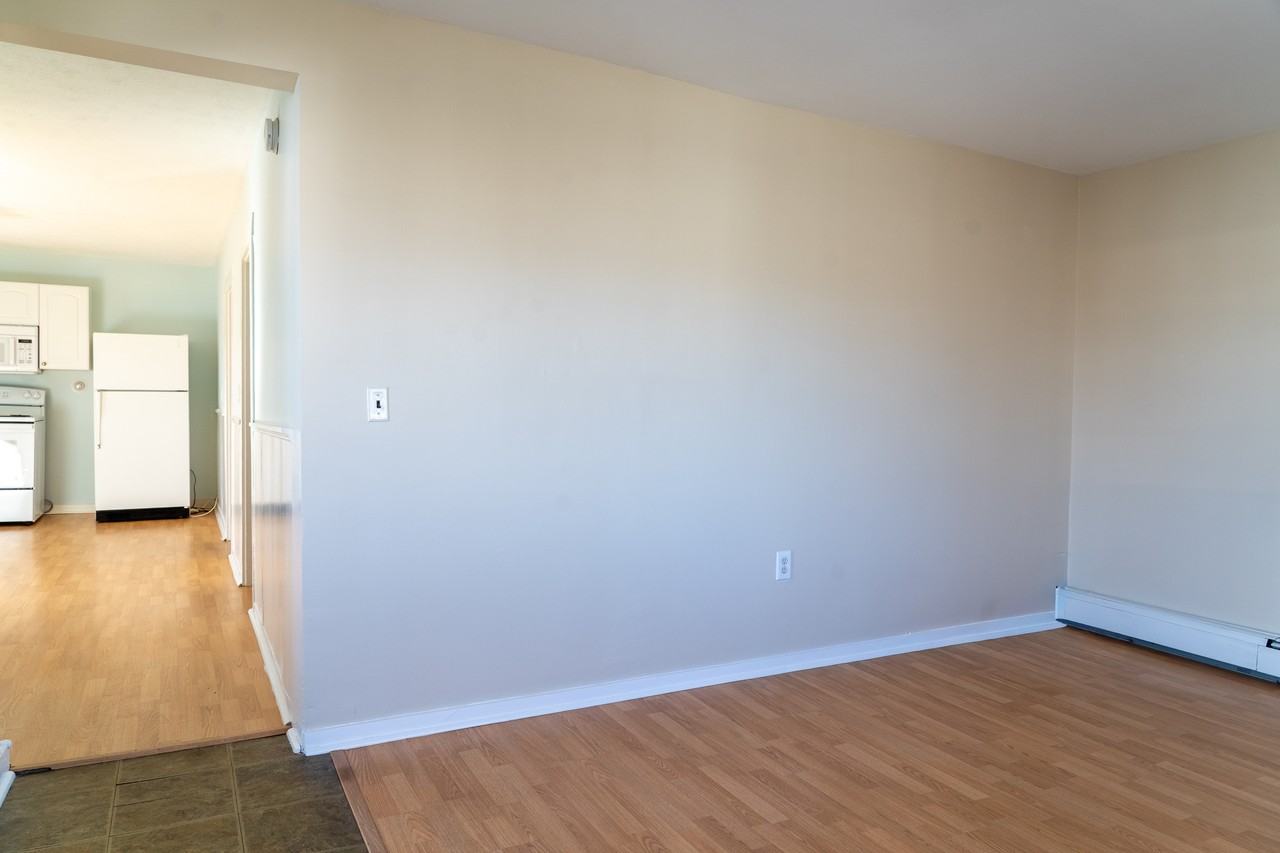 53 Wentworth St #2 - Photo 4 of 18