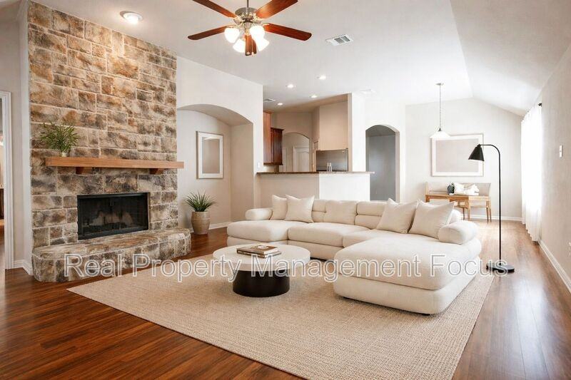 436 Northbrook Ave - Photo 2 of 18