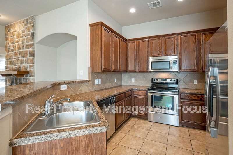 436 Northbrook Ave - Photo 7 of 18