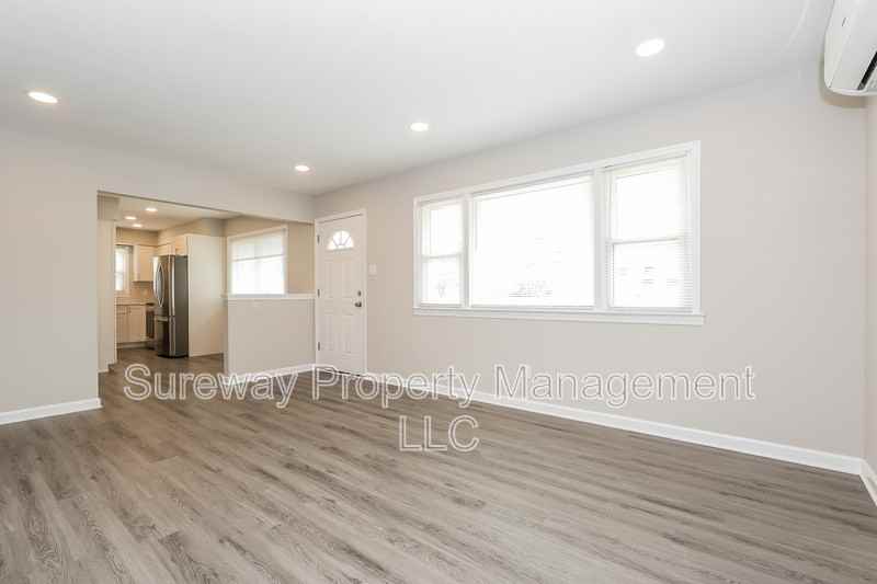 256 W Father Keis Dr - Photo 4 of 15