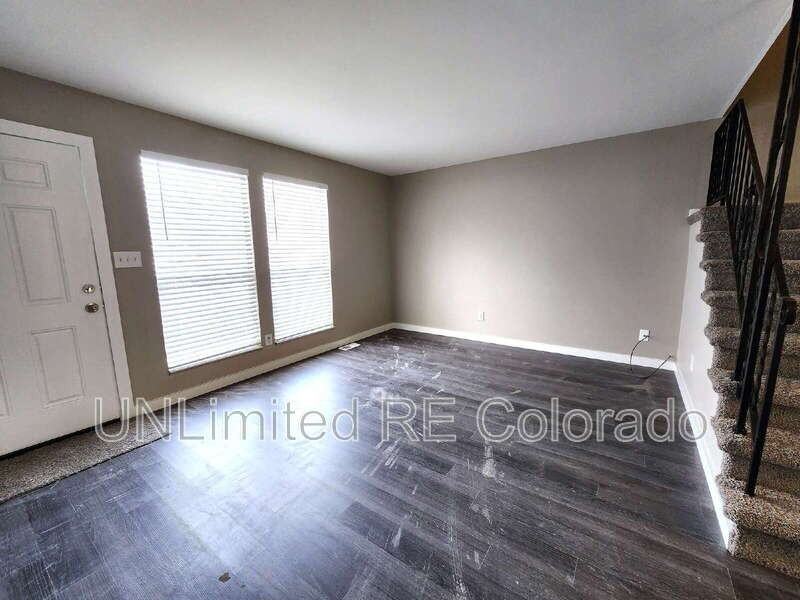 42 Lansing St - Photo 2 of 9