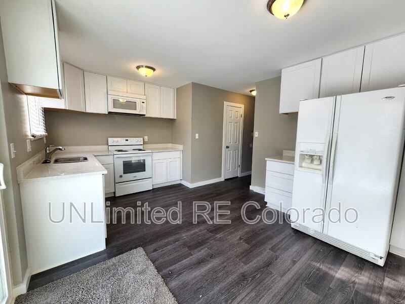 42 Lansing St - Photo 3 of 9