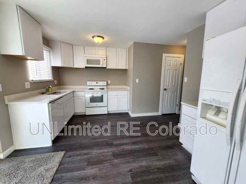 42 Lansing St - Photo 5 of 9