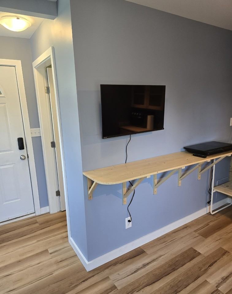 Hendry Ave & 5th St E - Photo 2 of 13