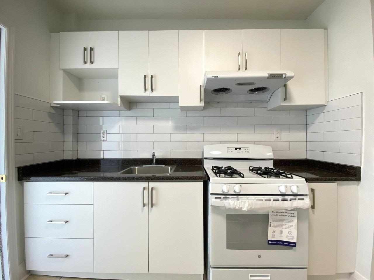 479 Carlaw Avenue - Photo 3 of 17