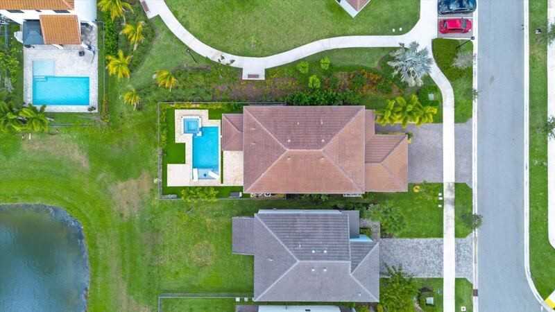 4795 Sand Dollar Dr - Photo 2 of 50