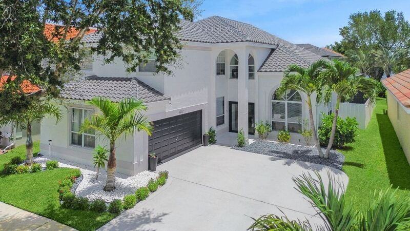6017 Newport Village Way - Photo 3 of 50