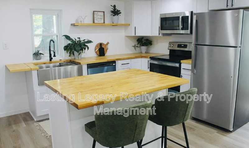 275 Milling Rd - Photo 2 of 20