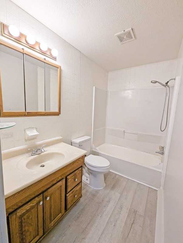 1329 Birch Dr - Photo 7 of 24