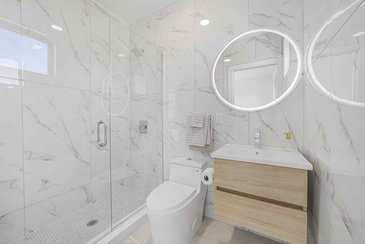 JFK RESIDENCES - Photo 7 of 32