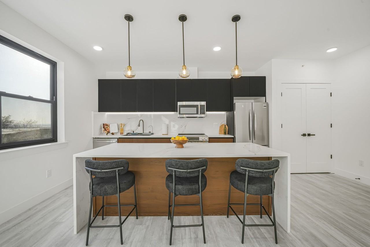 JFK RESIDENCES - Photo 6 of 13