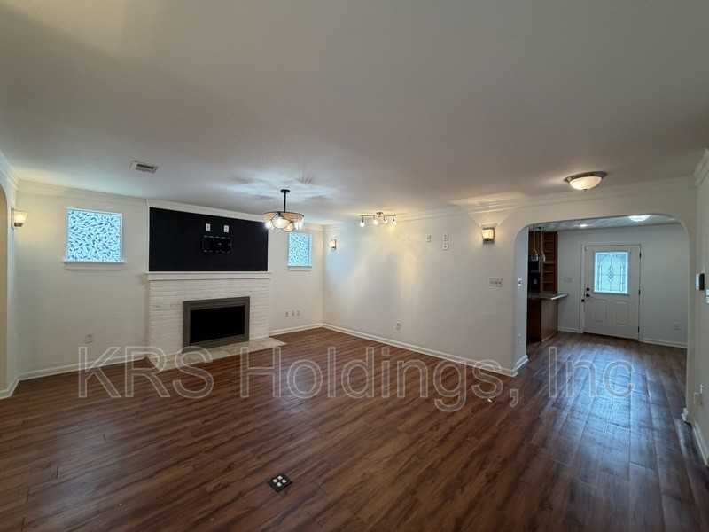 28 Gillis Rd - Photo 2 of 14