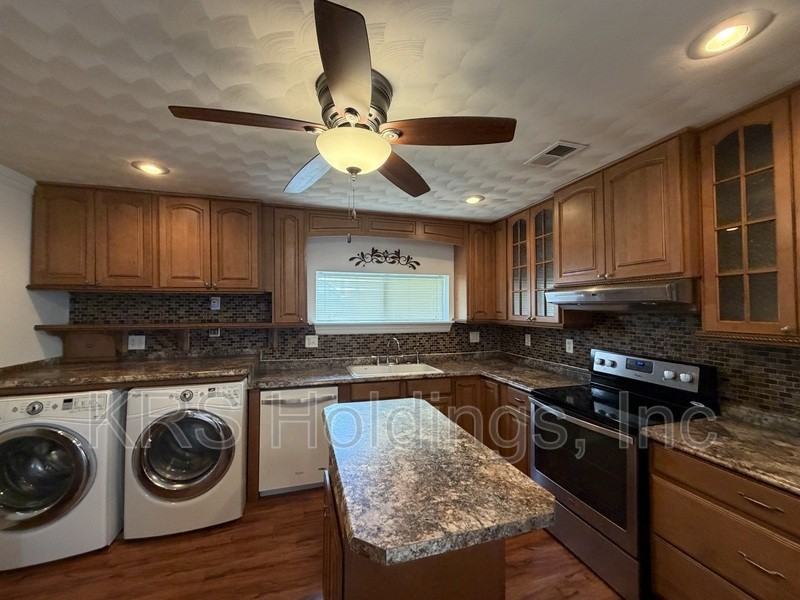 28 Gillis Rd - Photo 4 of 14