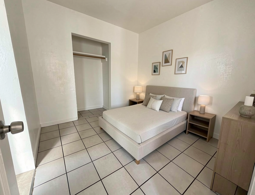 873 West 8th Street - Photo 7 of 8