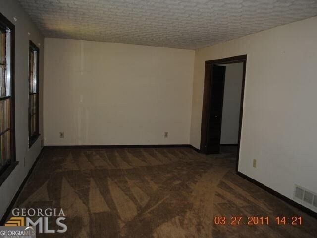 6373 Priscilla Ct - Photo 2 of 6