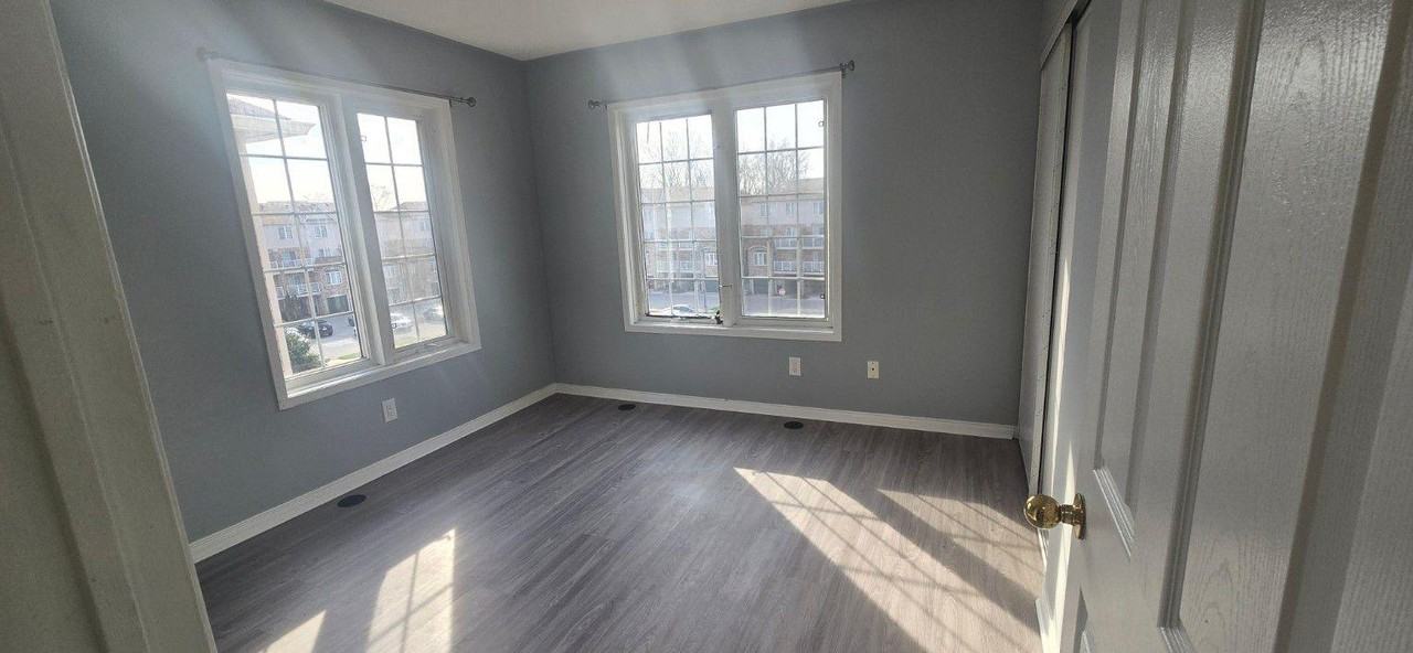 200 Mclevin Ave #115 - Photo 4 of 8