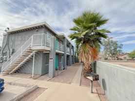 909 E Roosevelt St #6 - Photo 1 of 1