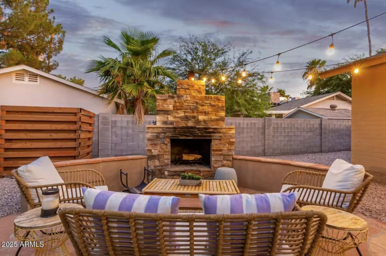 15849 N 49th Pl - Photo 5 of 41