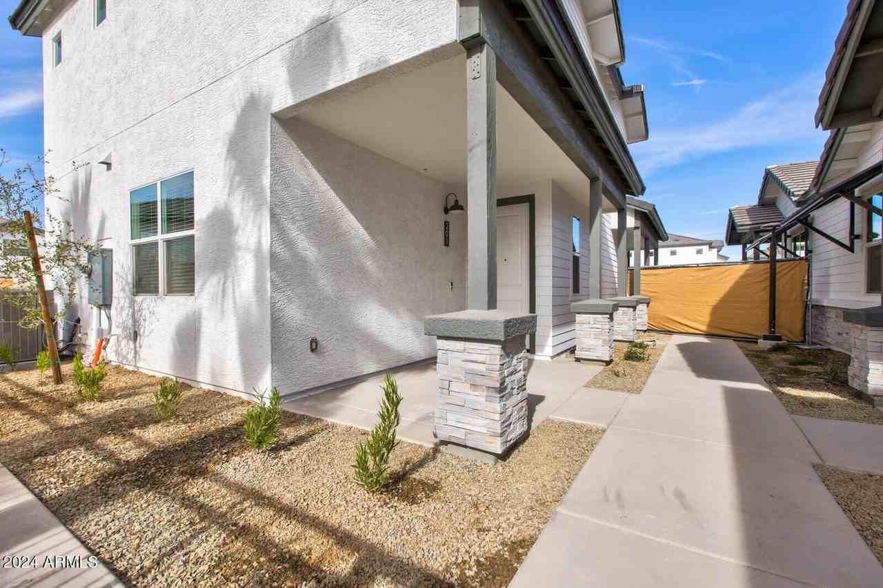 35155 N Thompson Rd #2C - Photo 2 of 40