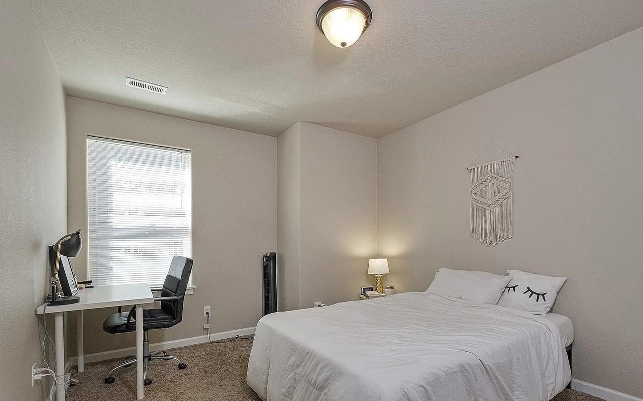 2733 25th Ave - Photo 7 of 7