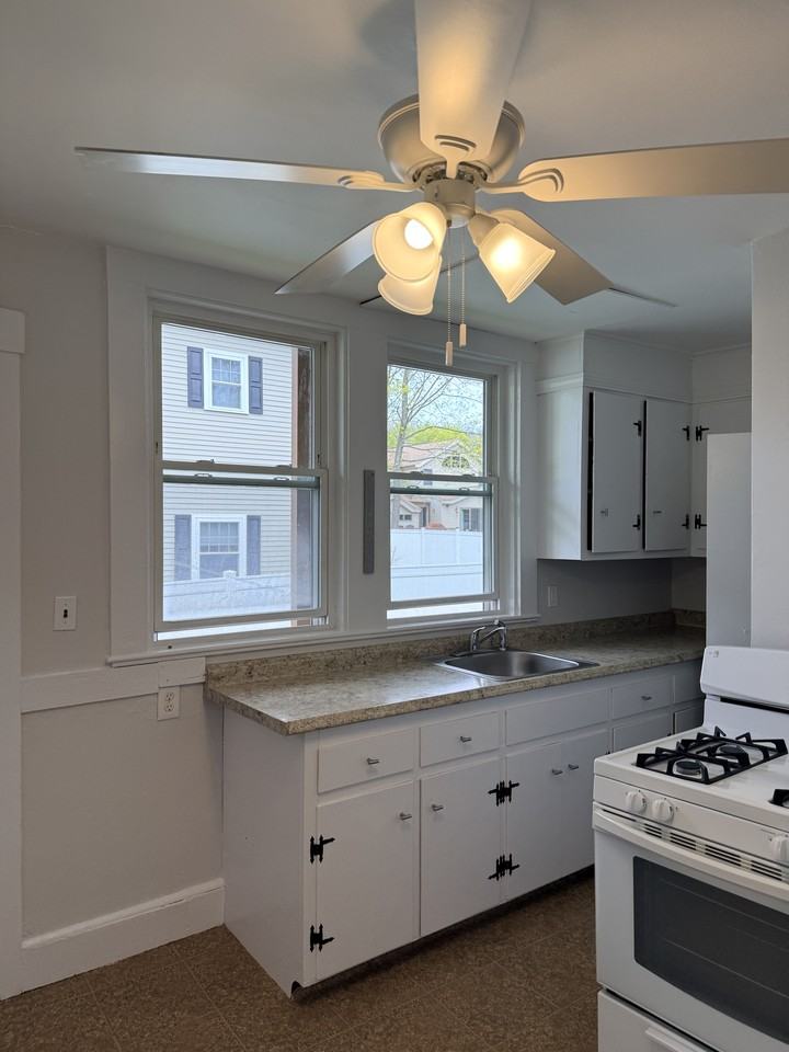 1 Sawin St #1 - Photo 5 of 13