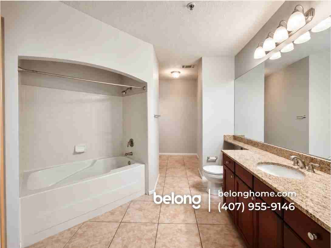 107 Vista Verdi Cir #213 - Photo 2 of 10