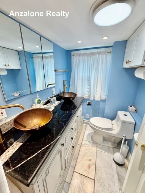 14 Amity St #3 - Photo 7 of 20