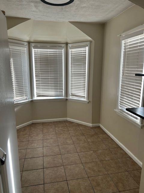 680 W 4800 S - Photo 2 of 4