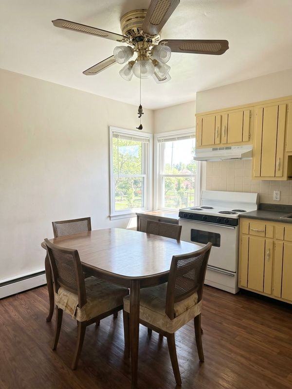 70 Oak St ##2 - Photo 2 of 8