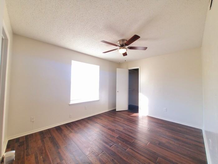 6605 Park Place Dr #A - Photo 2 of 6