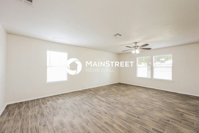 6458 Candleview Ct - Photo 3 of 17