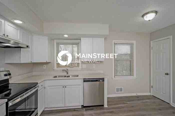 9109 Lakeridge Dr - Photo 6 of 17