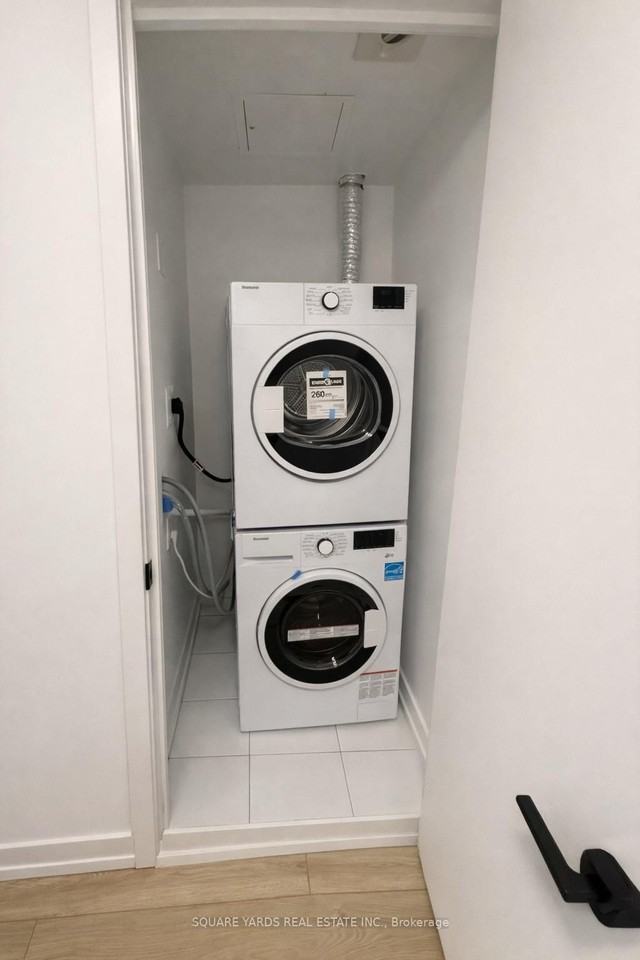 35 Parliament Street #2412 - Photo 6 of 9