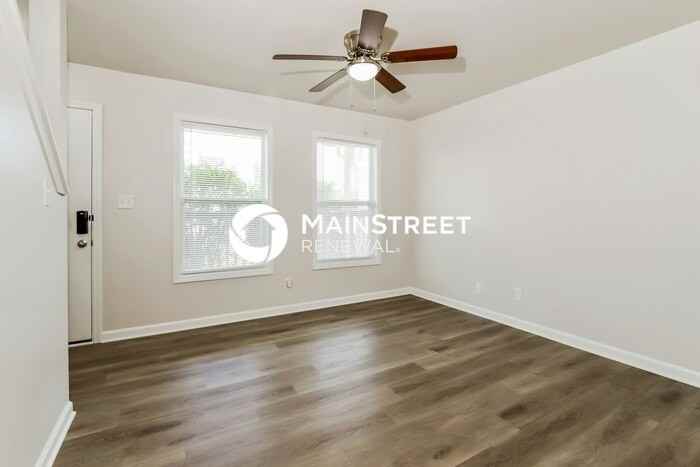 2906 Montgomery St #B - Photo 4 of 18
